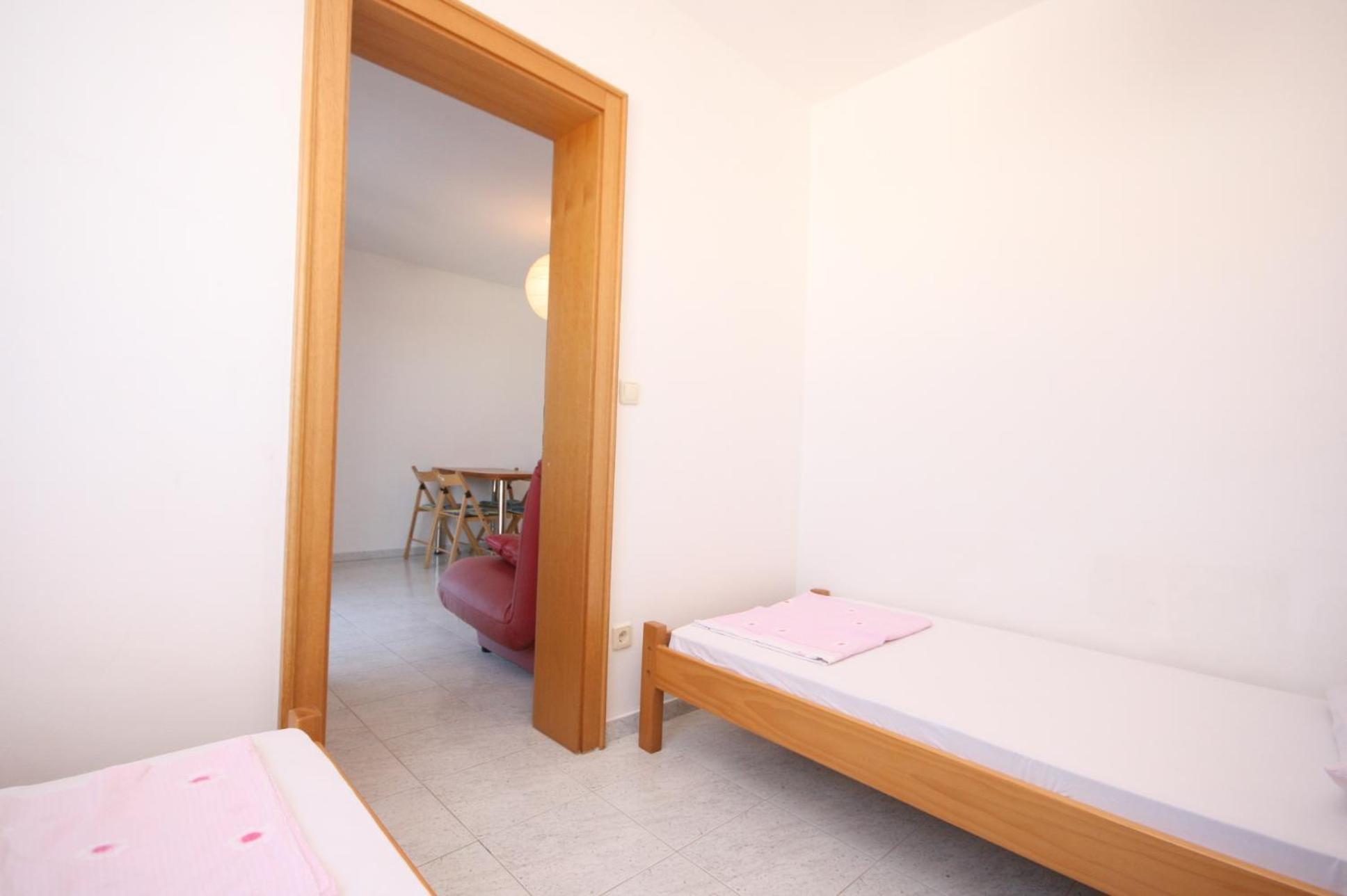 Apartments With A Parking Space Mandre, Pag - 6405 Kolan Quarto foto